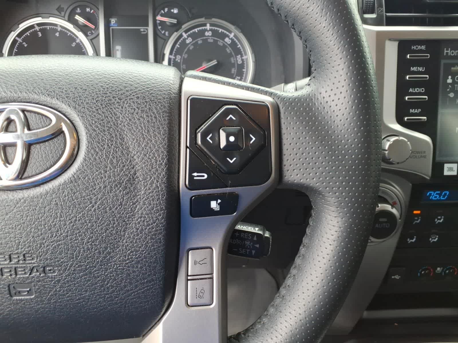 Thumbnail: 2022 Toyota 4Runner - 16