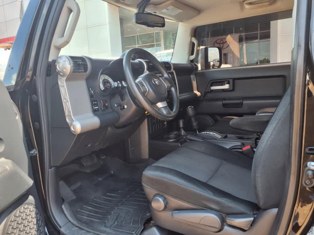 Thumbnail: 2014 Toyota FJ Cruiser - 25