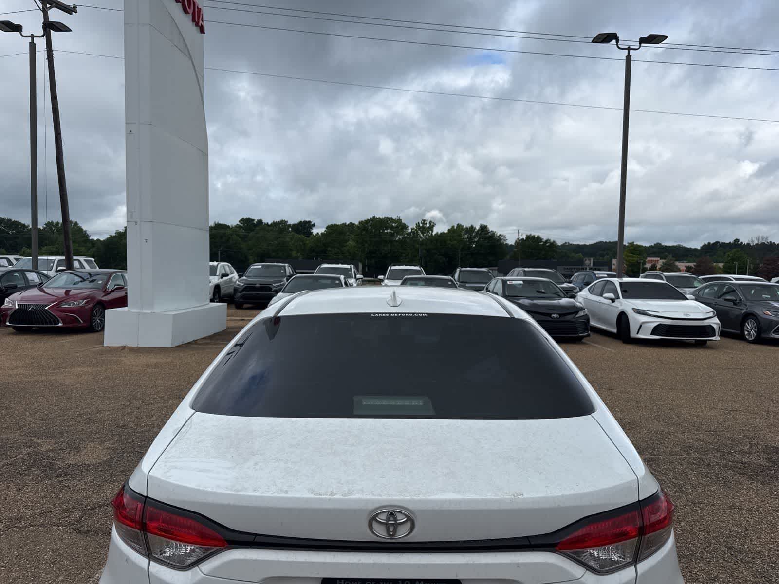 Thumbnail: 2023 Toyota Corolla - 4
