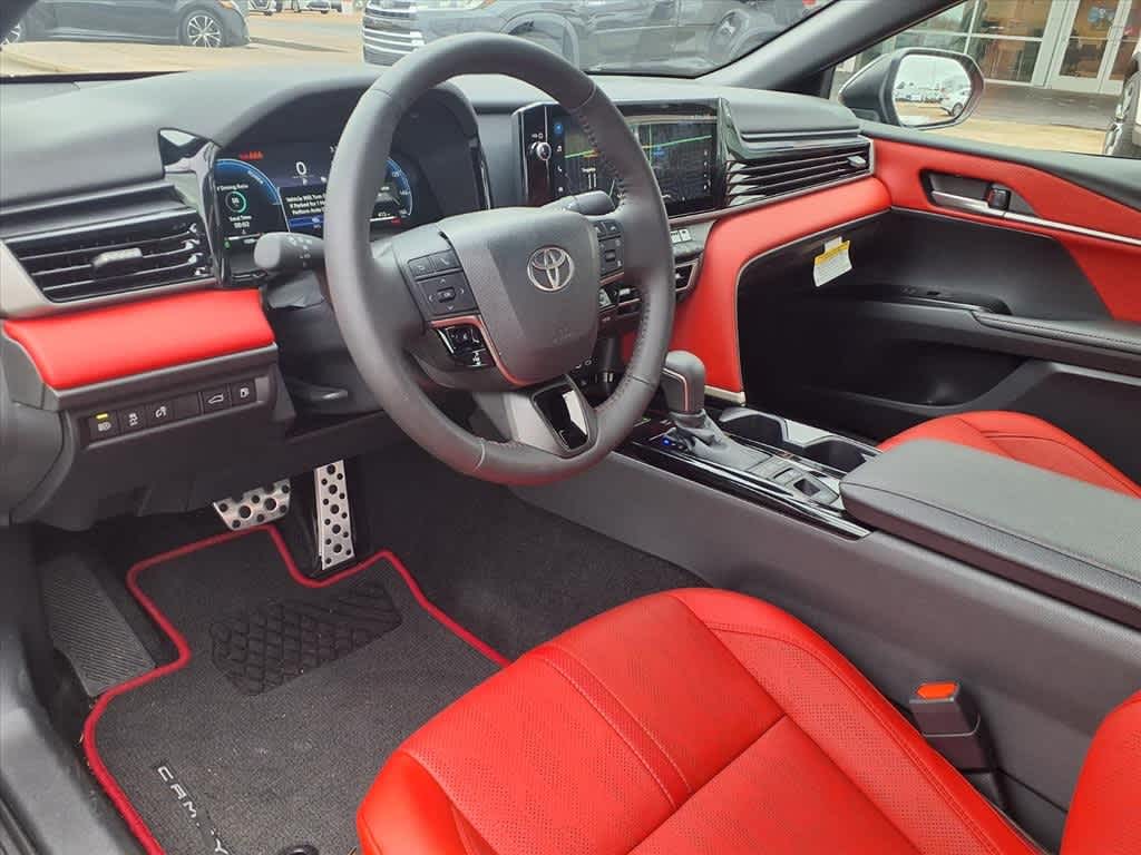 Thumbnail: 2025 Toyota Camry - 10