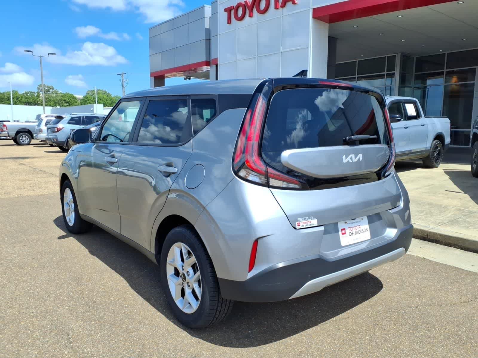 Thumbnail: 2024 Kia Soul - 7