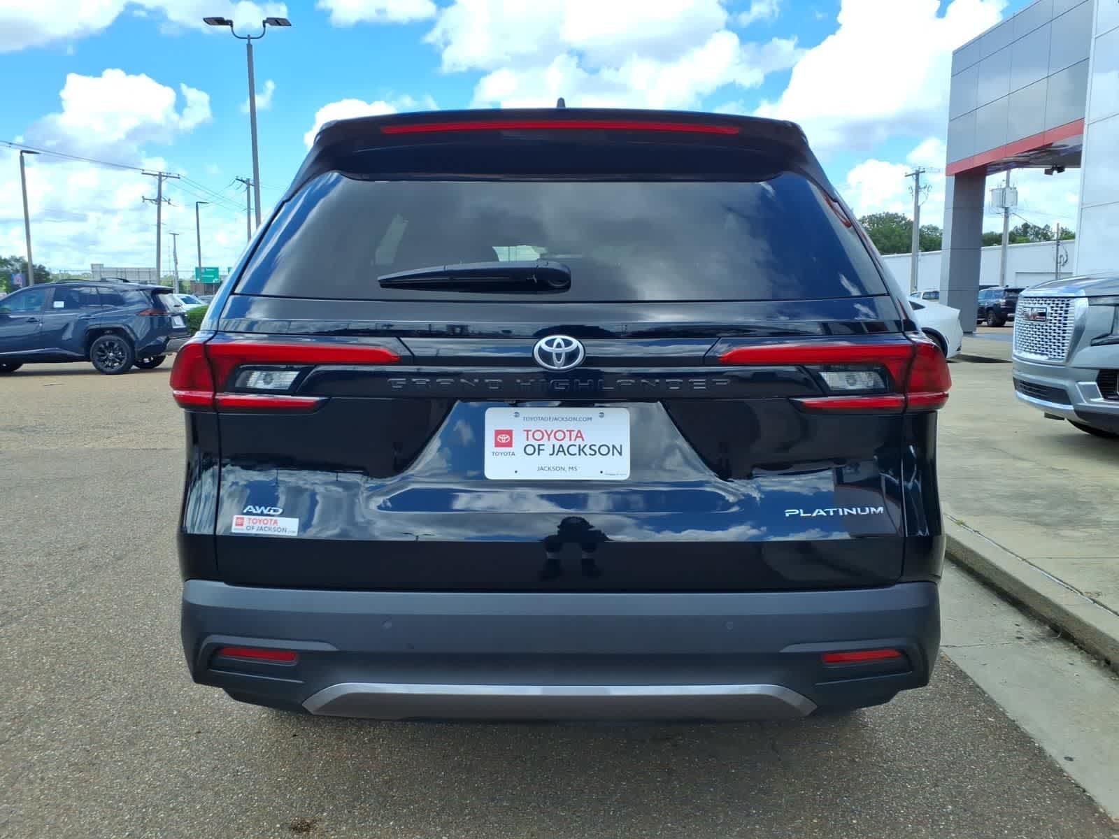 Thumbnail: 2024 Toyota Grand Highlander - 6
