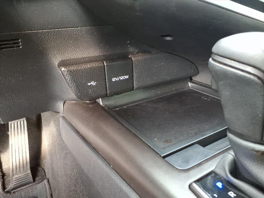 Thumbnail: 2024 Toyota Camry - 20