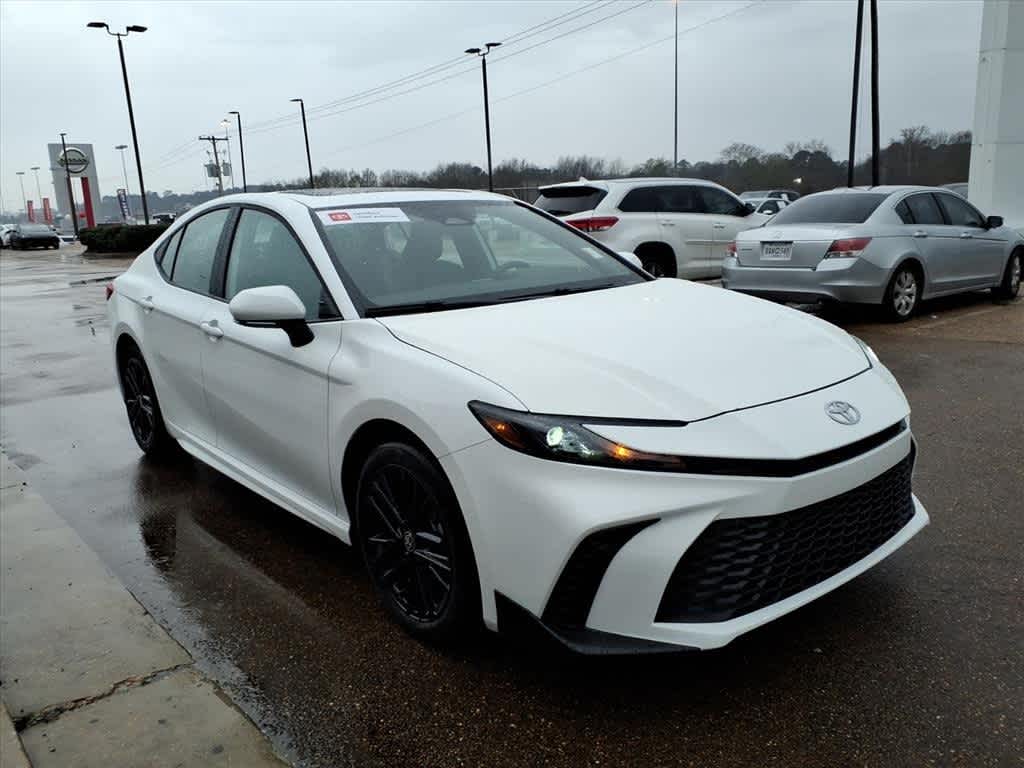 Thumbnail: 2025 Toyota Camry - 3