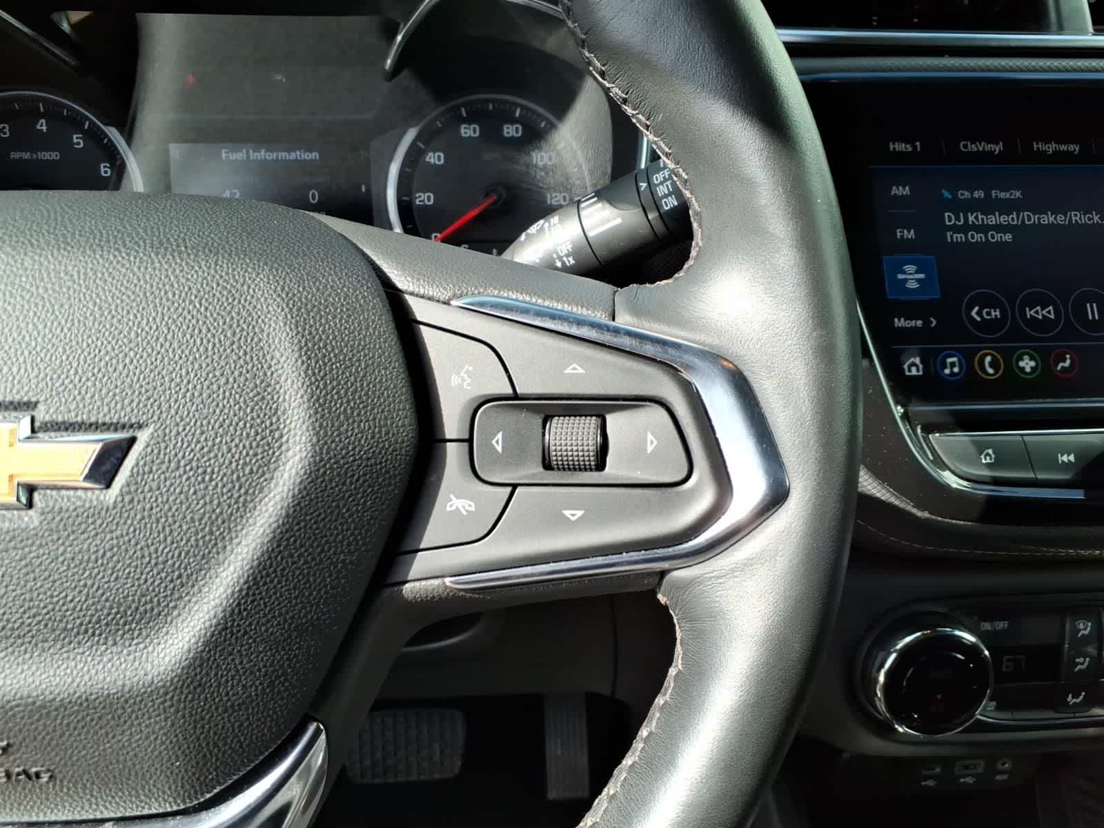 Thumbnail: 2023 Chevrolet TrailBlazer - 16