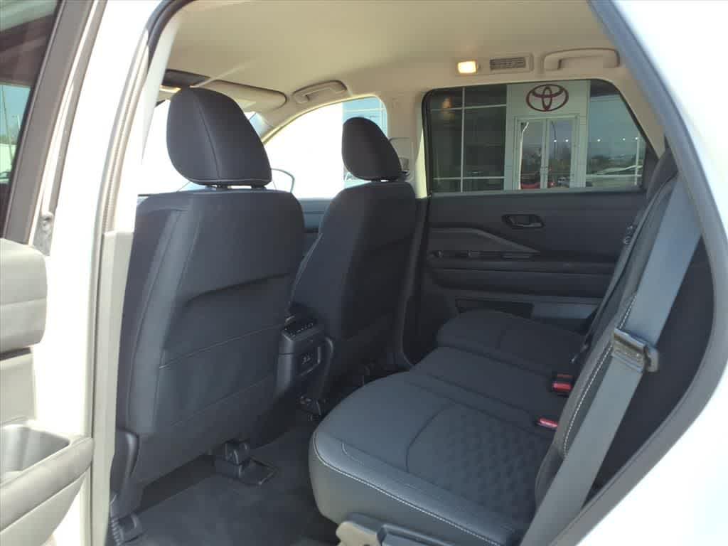 Thumbnail: 2025 Nissan Pathfinder - 29