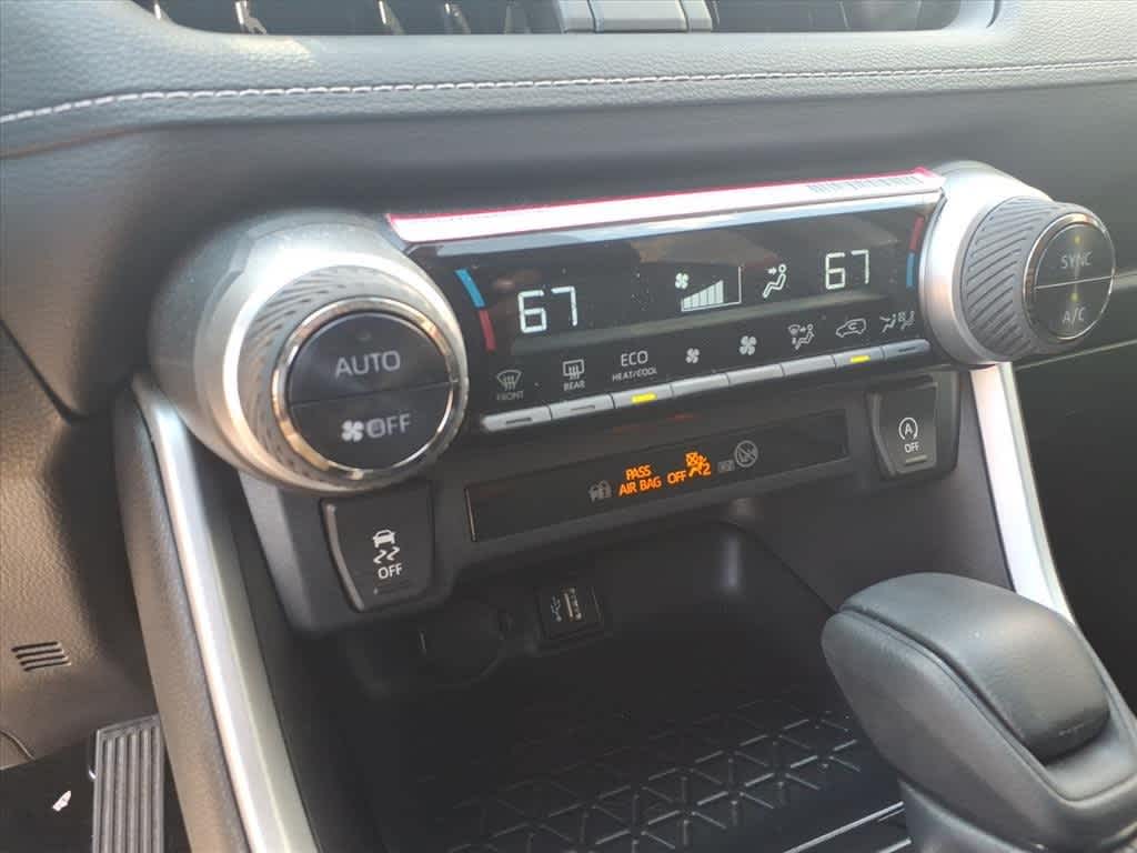 Thumbnail: 2024 Toyota RAV4 - 19