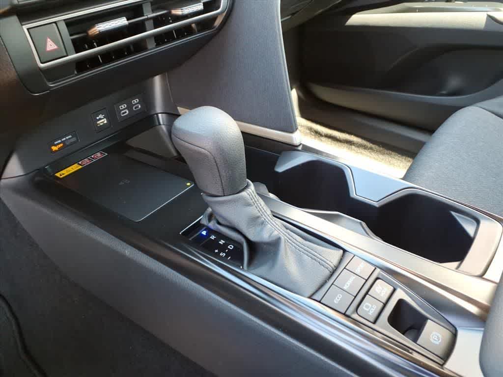 Thumbnail: 2026 Toyota Camry - 21