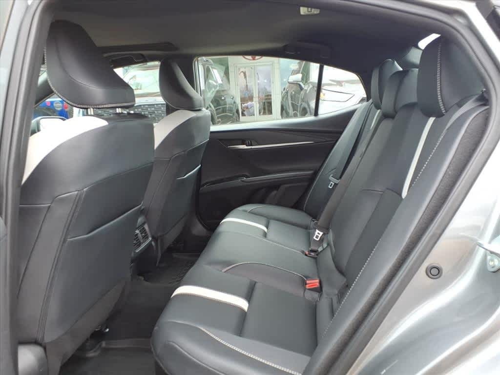 Thumbnail: 2025 Toyota Camry - 27