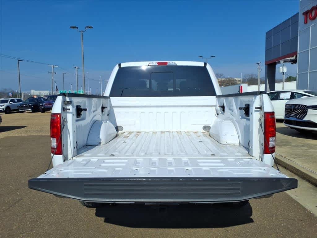 Thumbnail: 2017 Ford F-150 - 8