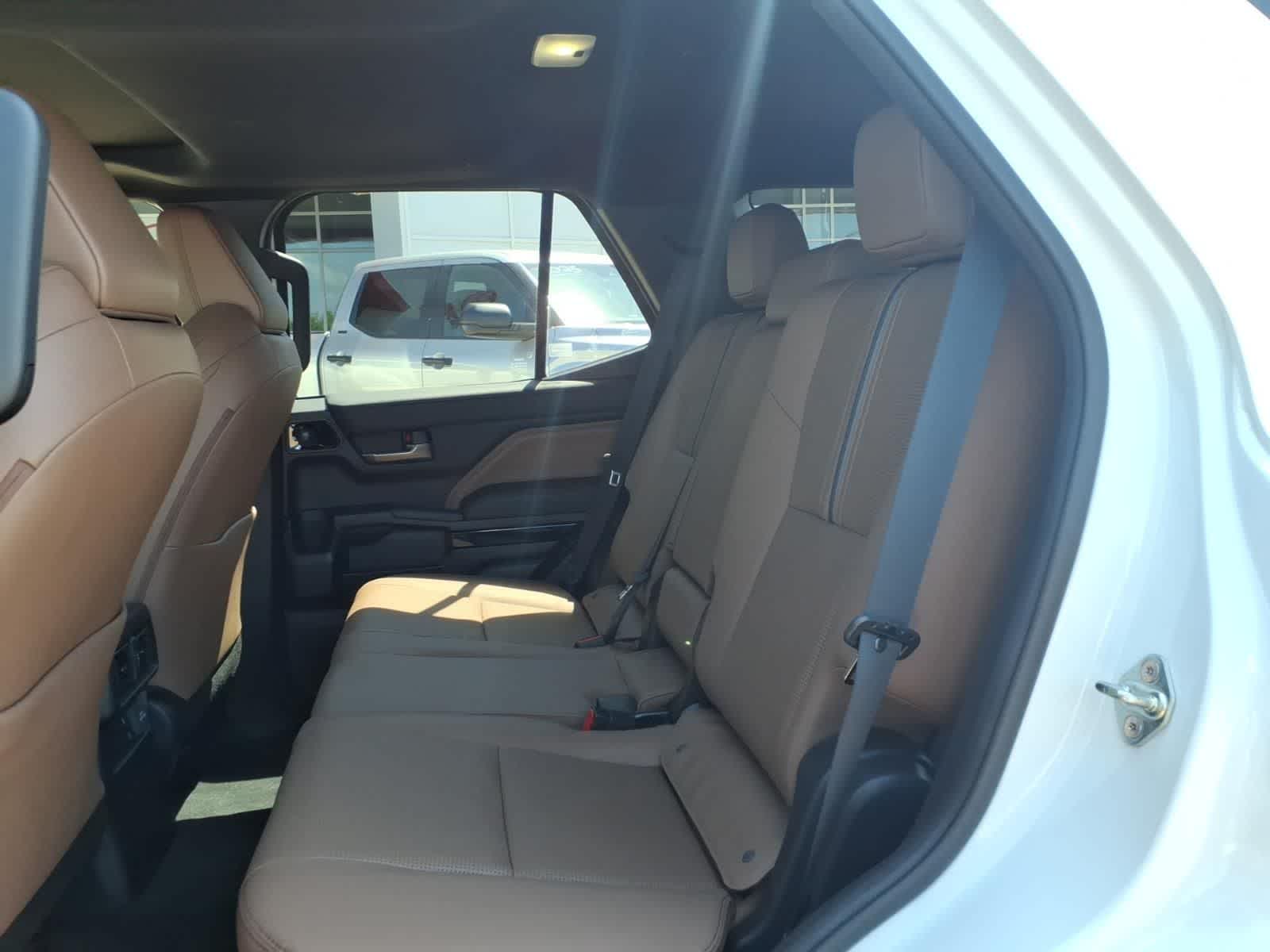 Thumbnail: 2025 Toyota 4Runner - 29