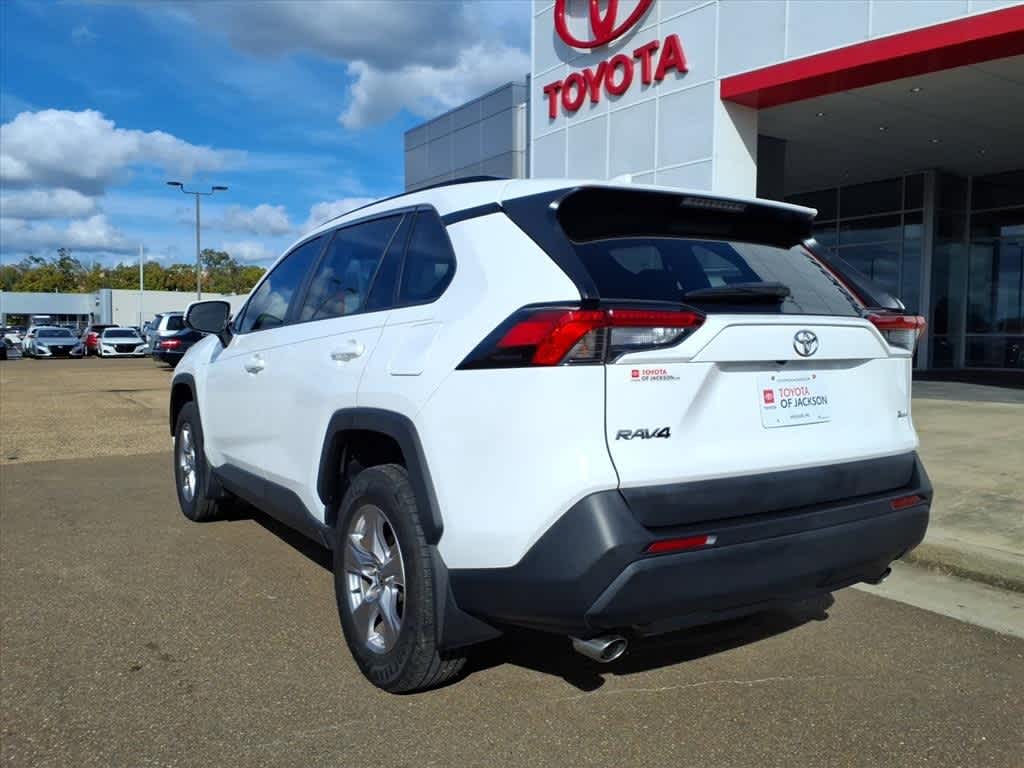 Thumbnail: 2022 Toyota RAV4 - 7