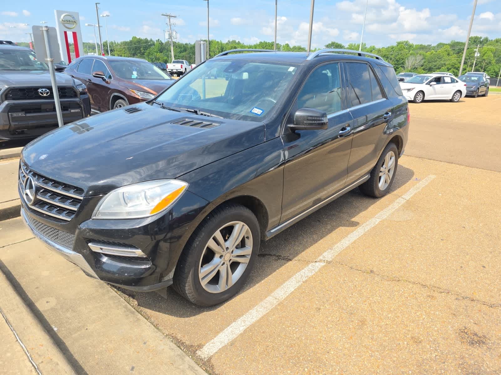 Thumbnail: 2014 Mercedes-Benz M-Class - 1