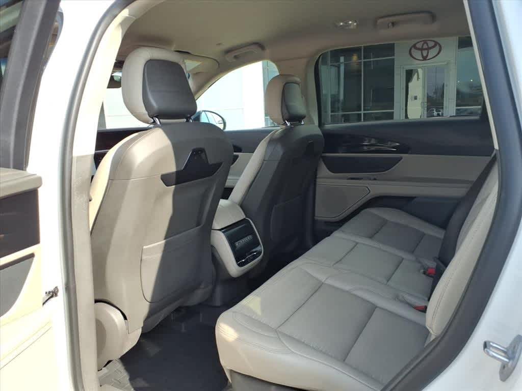 Thumbnail: 2024 Lincoln Nautilus - 29