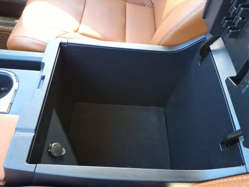 Thumbnail: 2021 Toyota Tundra - 22