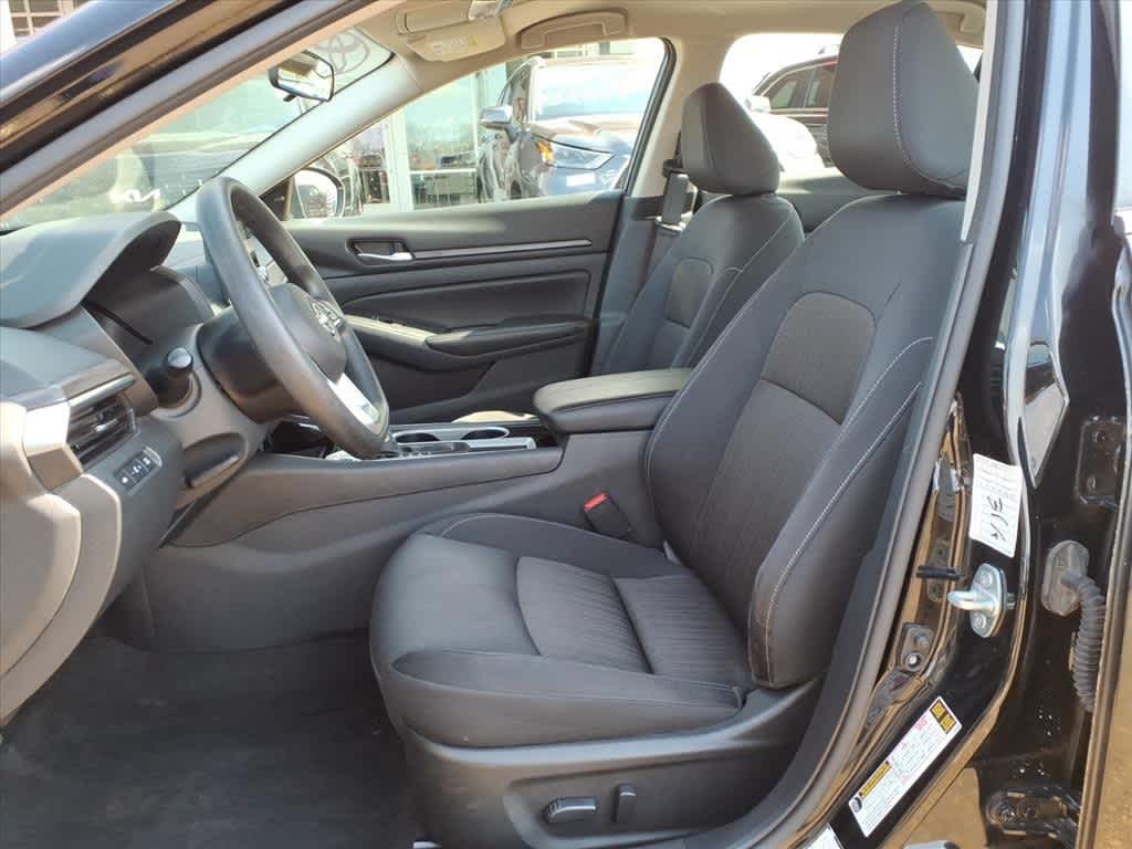 Thumbnail: 2024 Nissan Altima - 25