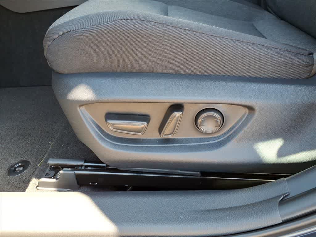 Thumbnail: 2026 Toyota Camry - 11