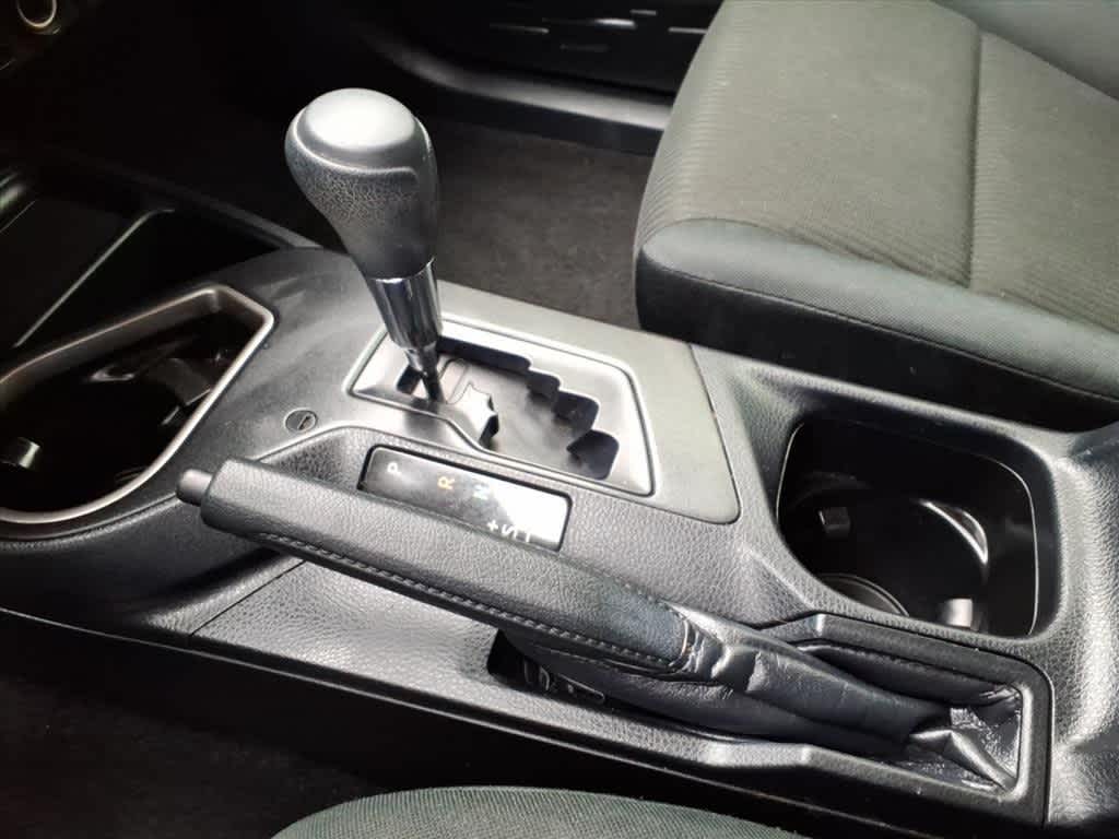 Thumbnail: 2018 Toyota RAV4 - 21