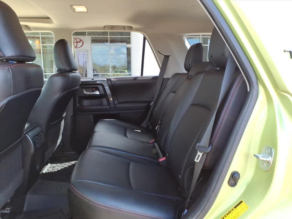 Thumbnail: 2022 Toyota 4Runner - 28