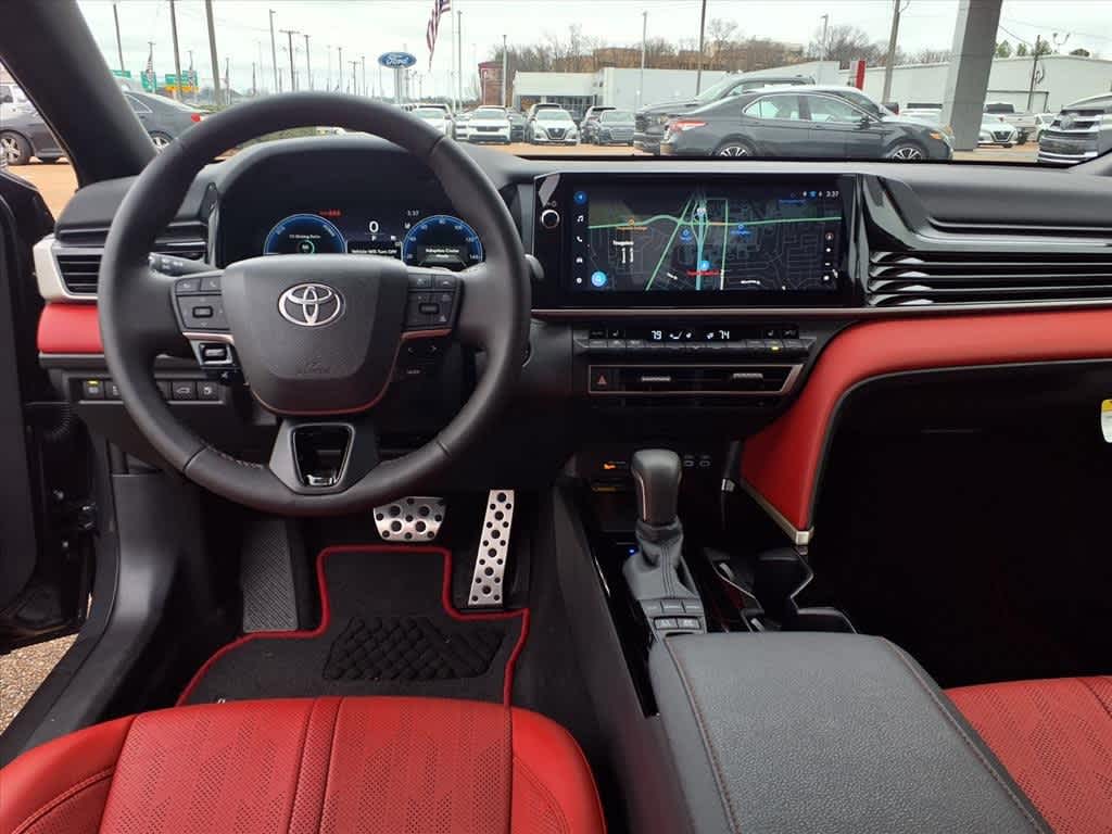 Thumbnail: 2025 Toyota Camry - 27