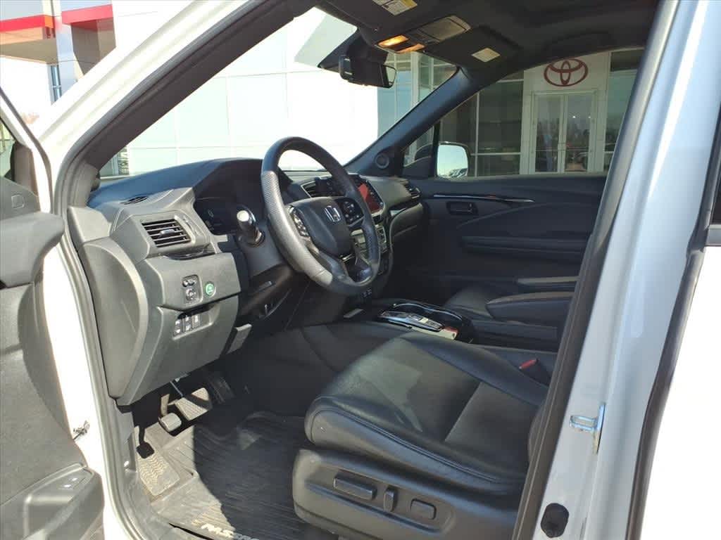 Thumbnail: 2023 Honda Passport - 26