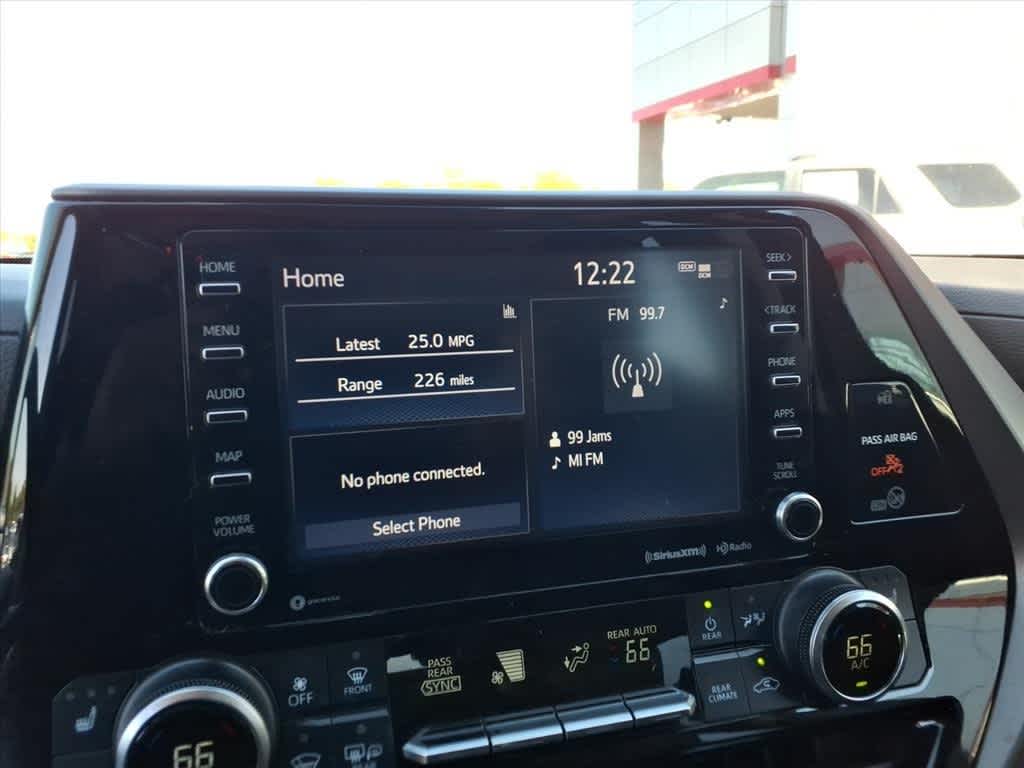 Thumbnail: 2021 Toyota Highlander - 19