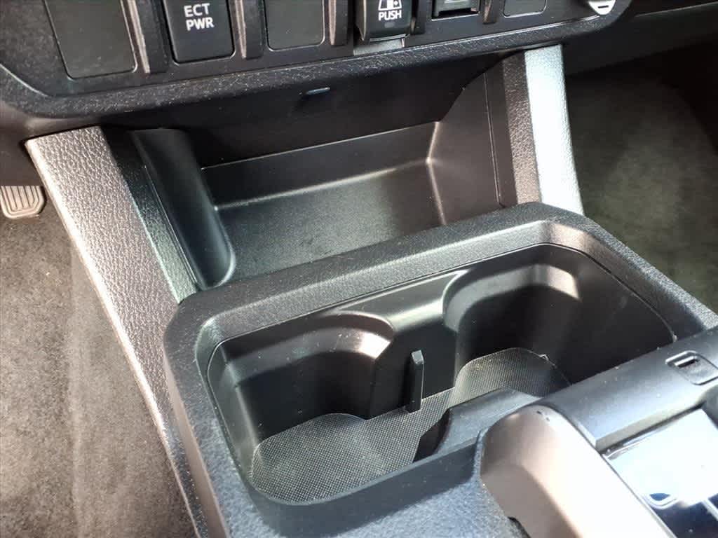 Thumbnail: 2020 Toyota Tacoma - 21