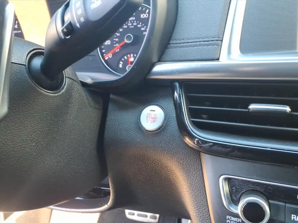 Thumbnail: 2016 Kia Optima - 17