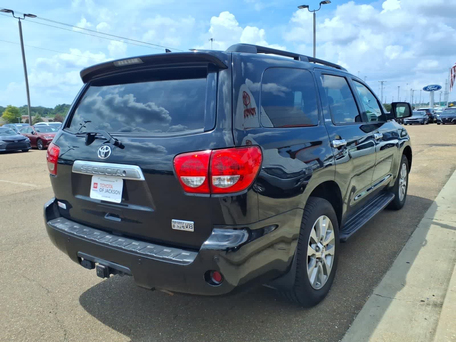 Thumbnail: 2014 Toyota Sequoia - 4