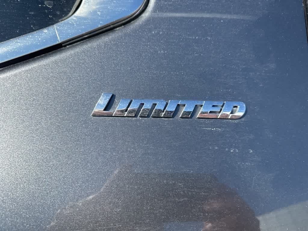 Thumbnail: 2024 Toyota Tundra - 6