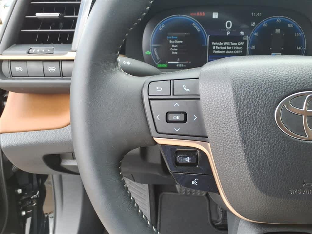 Thumbnail: 2025 Toyota Crown - 14