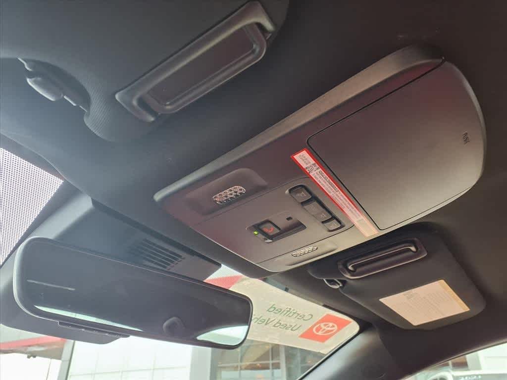 Thumbnail: 2025 Toyota Camry - 22