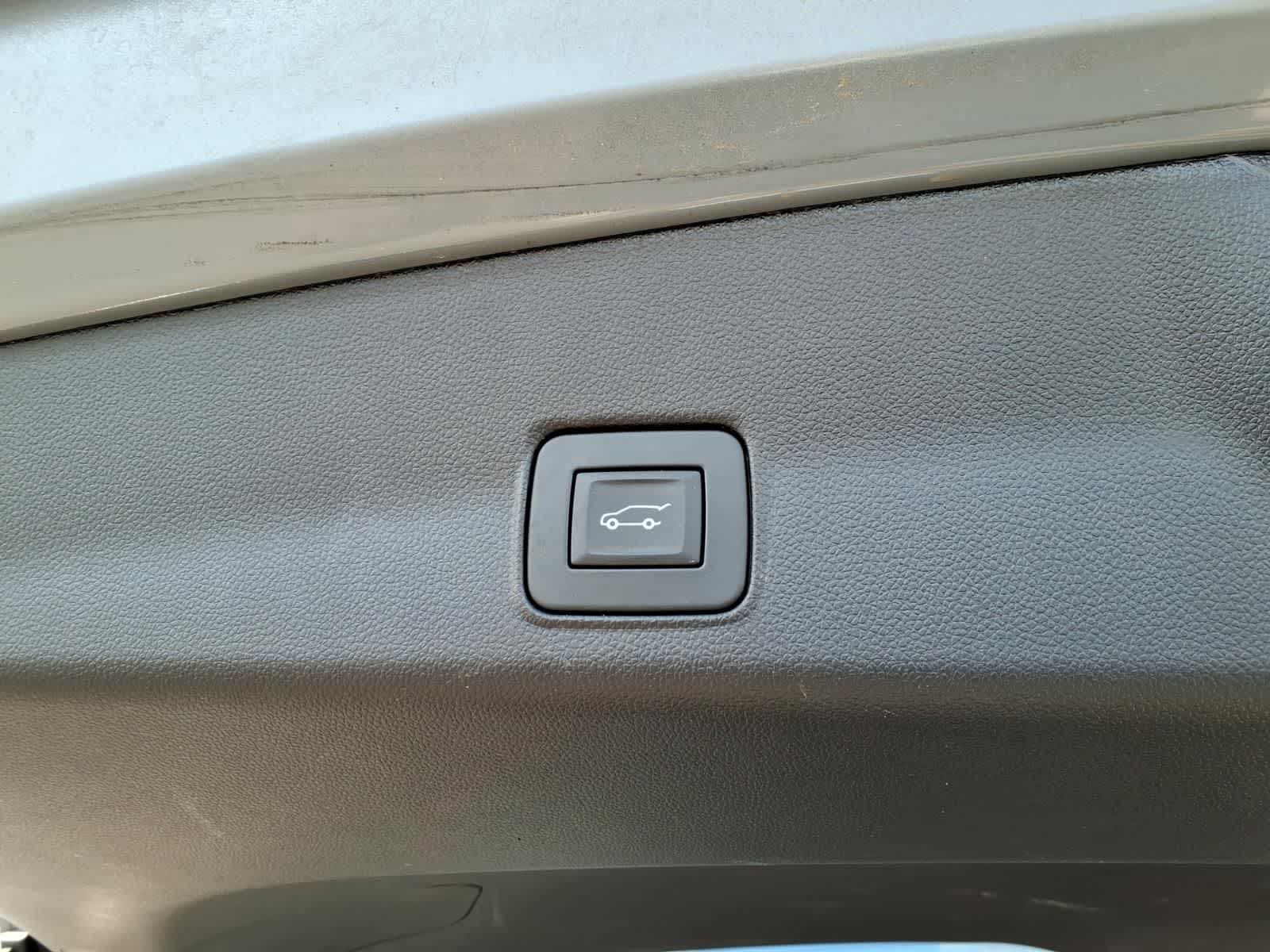 Thumbnail: 2023 Chevrolet TrailBlazer - 9