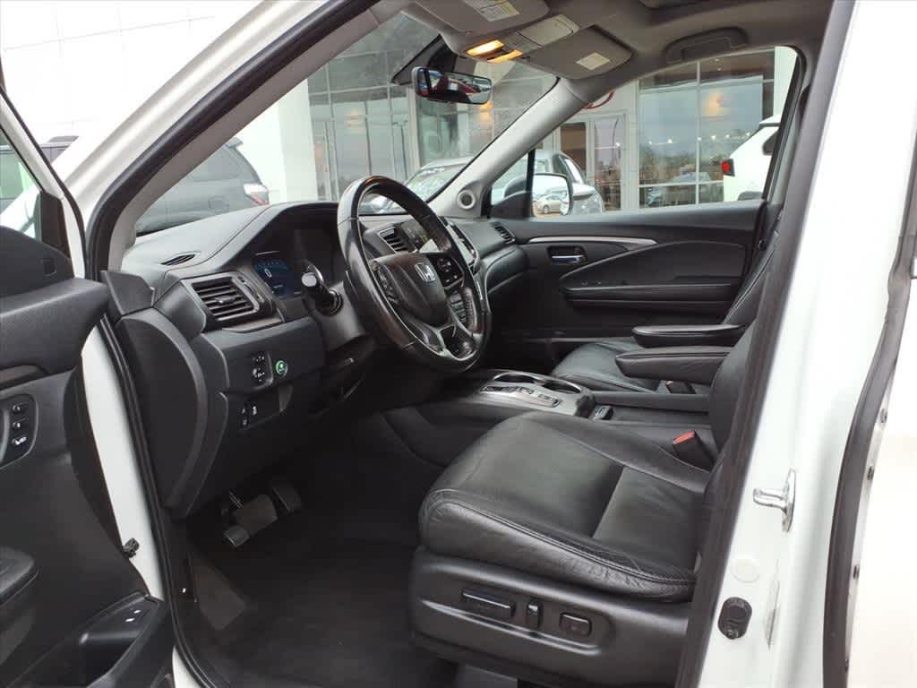 Thumbnail: 2021 Honda Pilot - 26