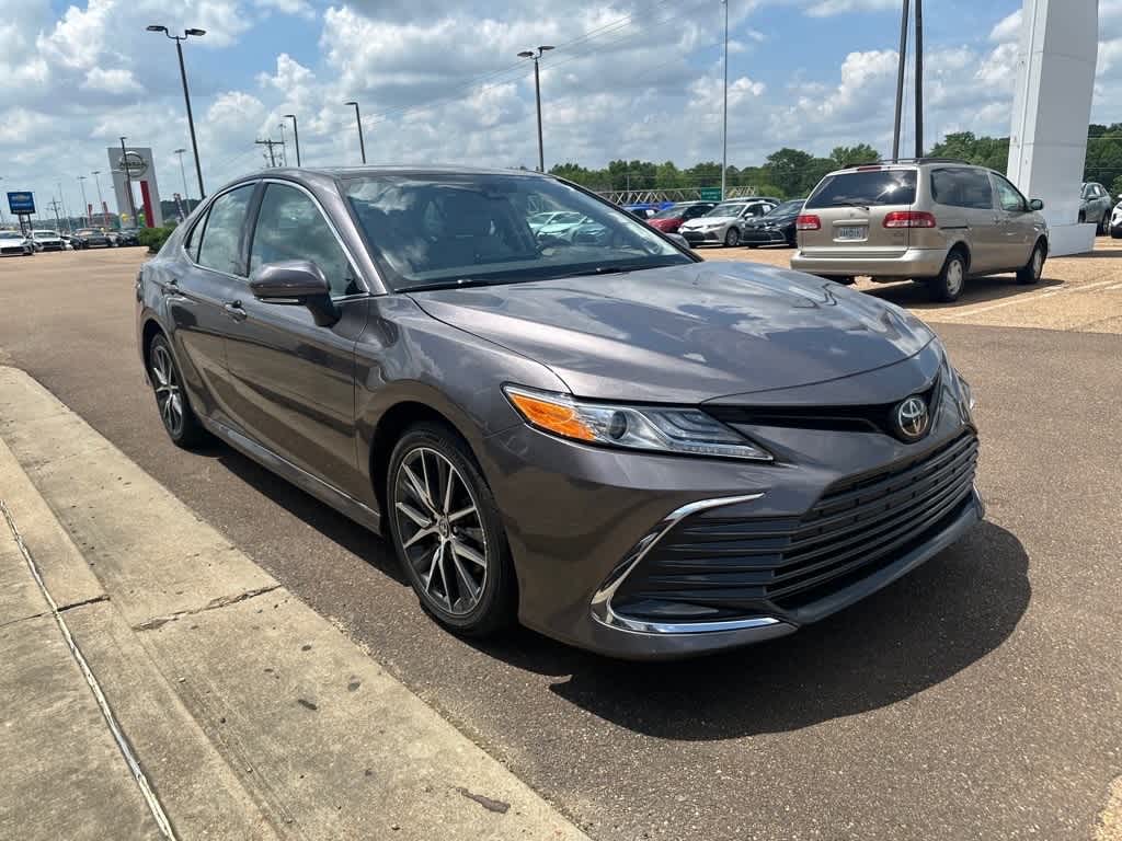 Thumbnail: 2023 Toyota Camry - 3