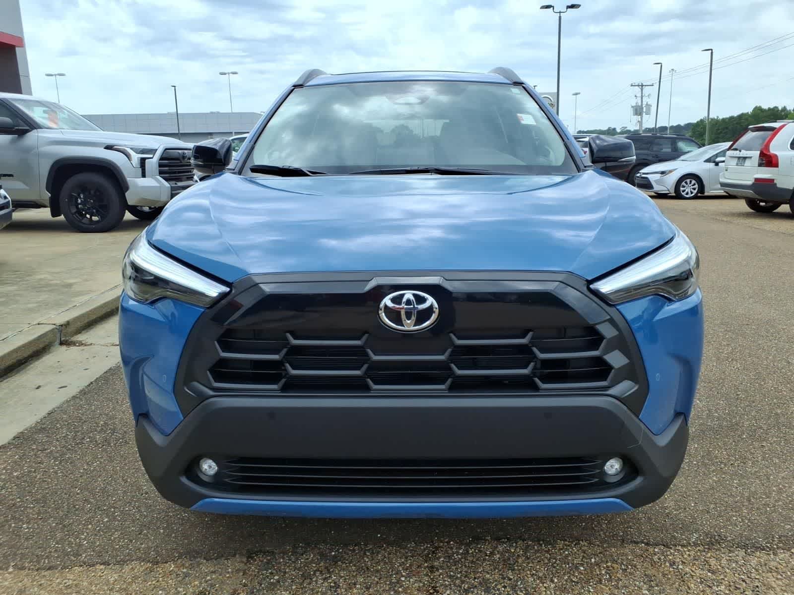 Thumbnail: 2026 Toyota Corolla Cross - 2