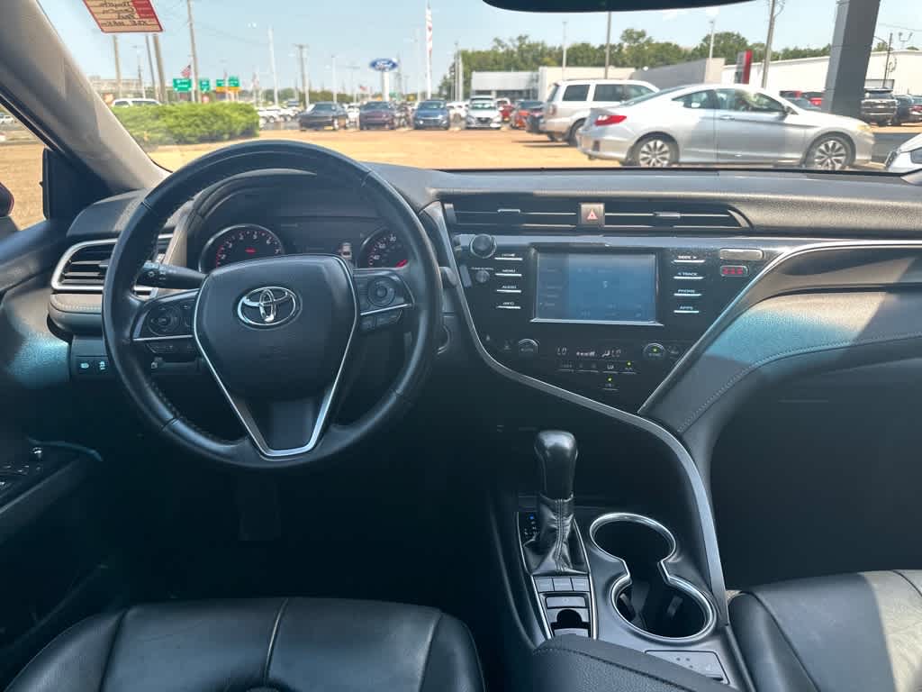Thumbnail: 2018 Toyota Camry - 9