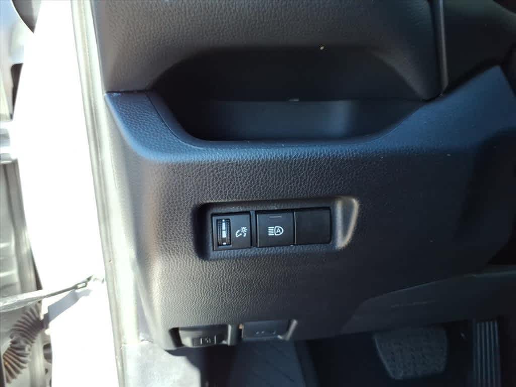 Thumbnail: 2024 Toyota RAV4 - 13