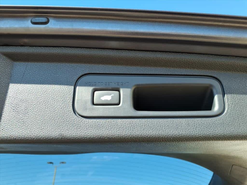 Thumbnail: 2022 Honda Odyssey - 9