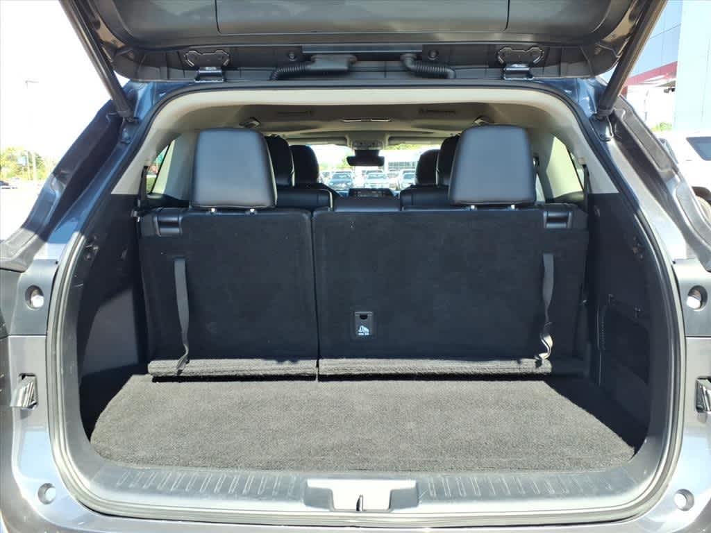 Thumbnail: 2021 Toyota Highlander - 8