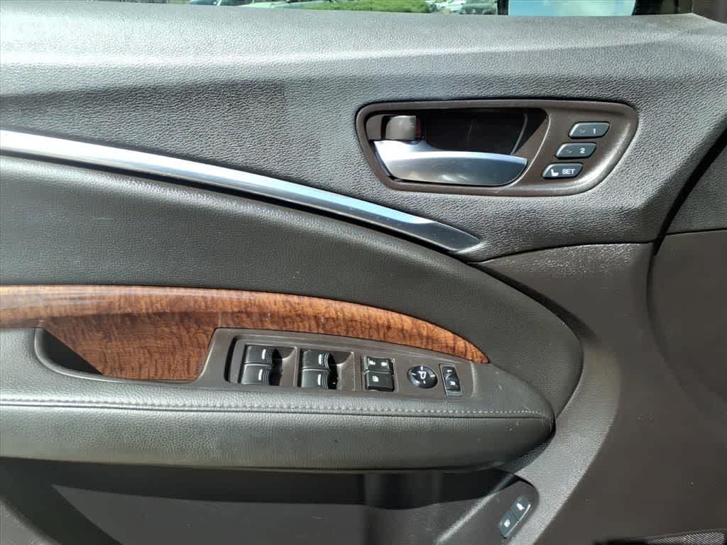 Thumbnail: 2017 Acura MDX - 13