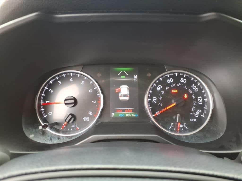 Thumbnail: 2019 Toyota RAV4 - 16