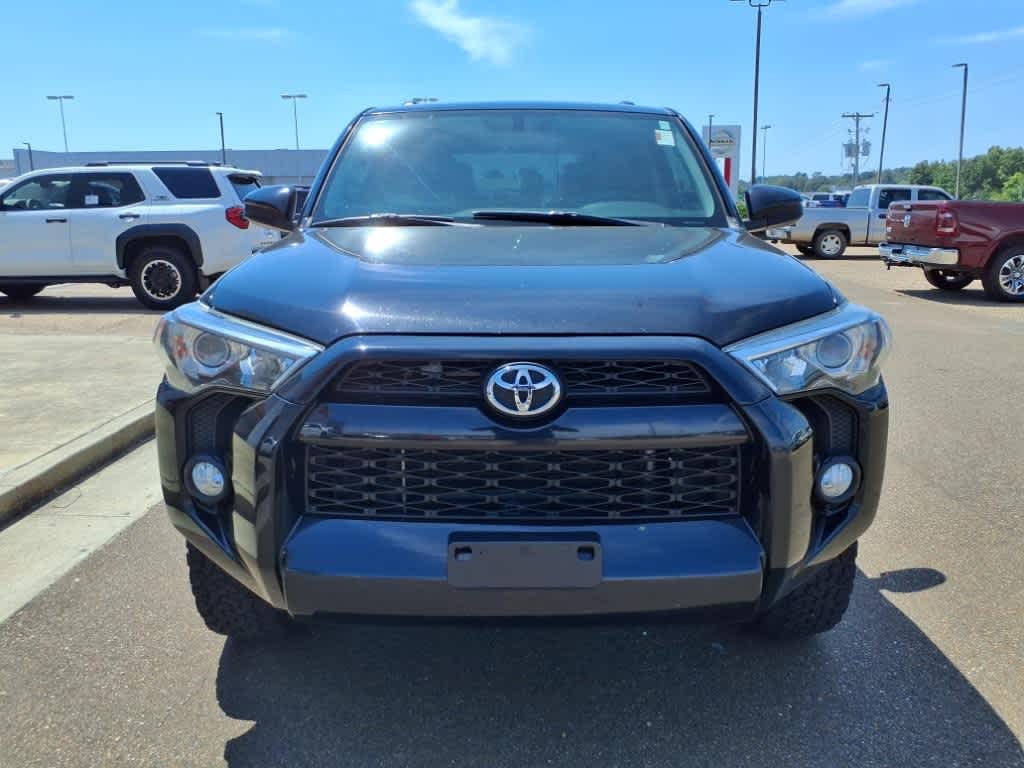 Thumbnail: 2019 Toyota 4Runner - 2