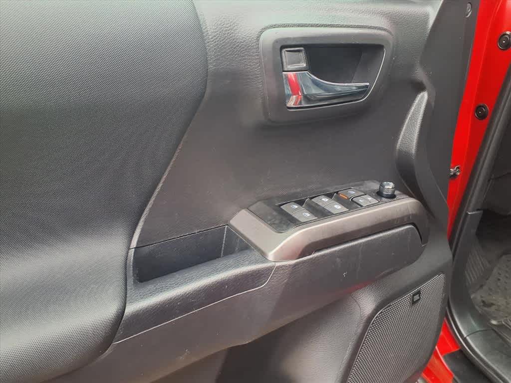 Thumbnail: 2023 Toyota Tacoma - 11