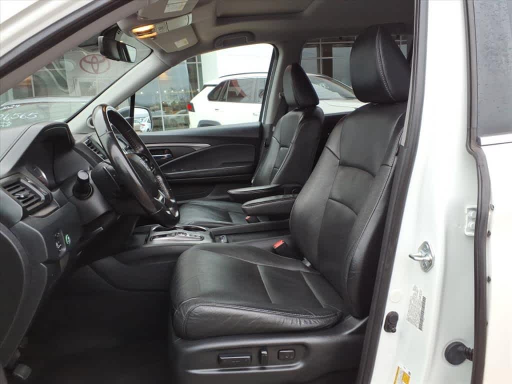 Thumbnail: 2021 Honda Pilot - 25