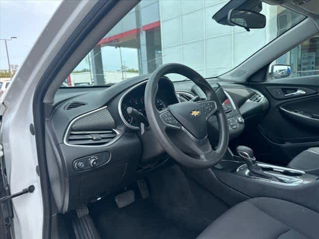 2021 Chevrolet Malibu LS 10