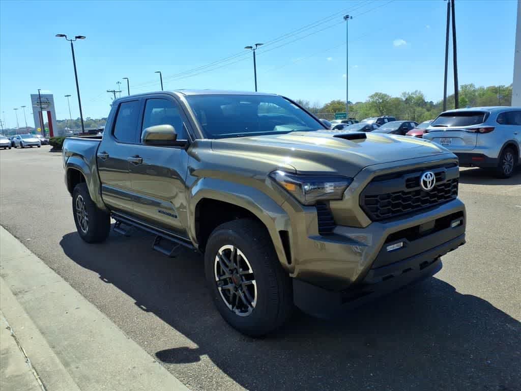 Thumbnail: 2025 Toyota Tacoma - 3