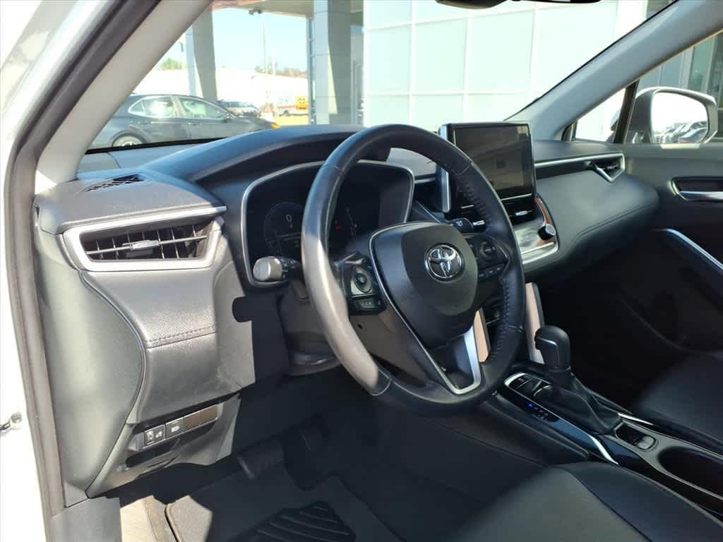 Thumbnail: 2023 Toyota Corolla Cross - 10