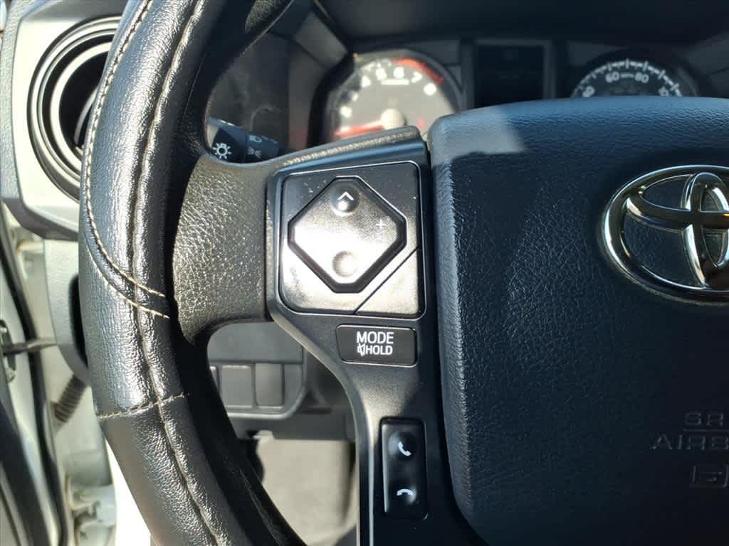 Thumbnail: 2020 Toyota Tacoma - 14