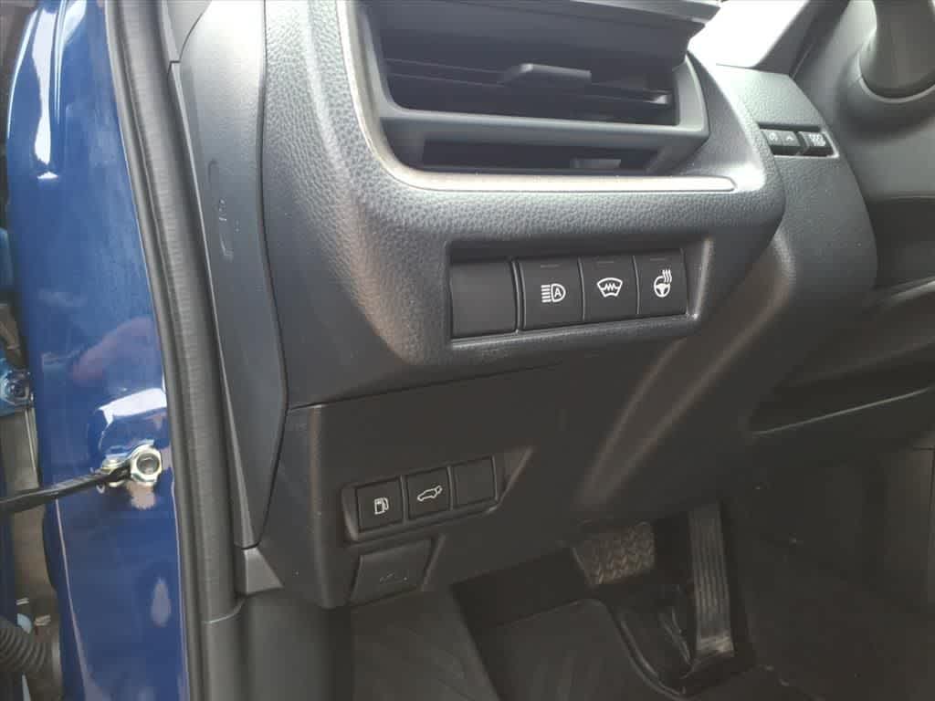 Thumbnail: 2025 Toyota Prius - 15